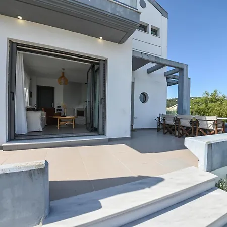 Lagoon View Villa